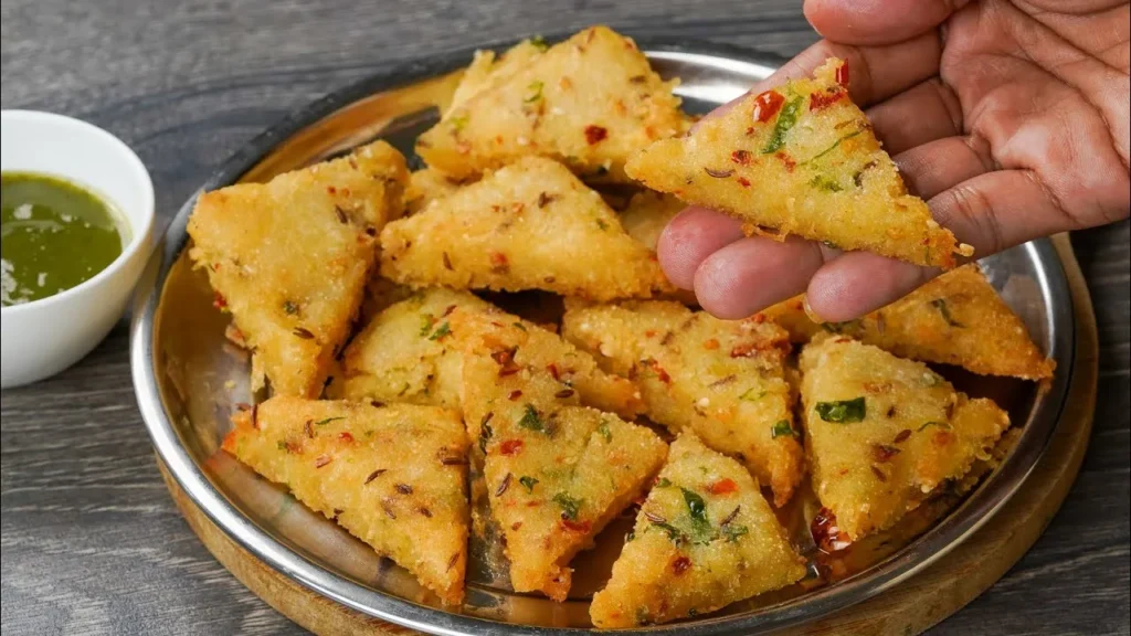 indian snacks | Potato Sooji Snack